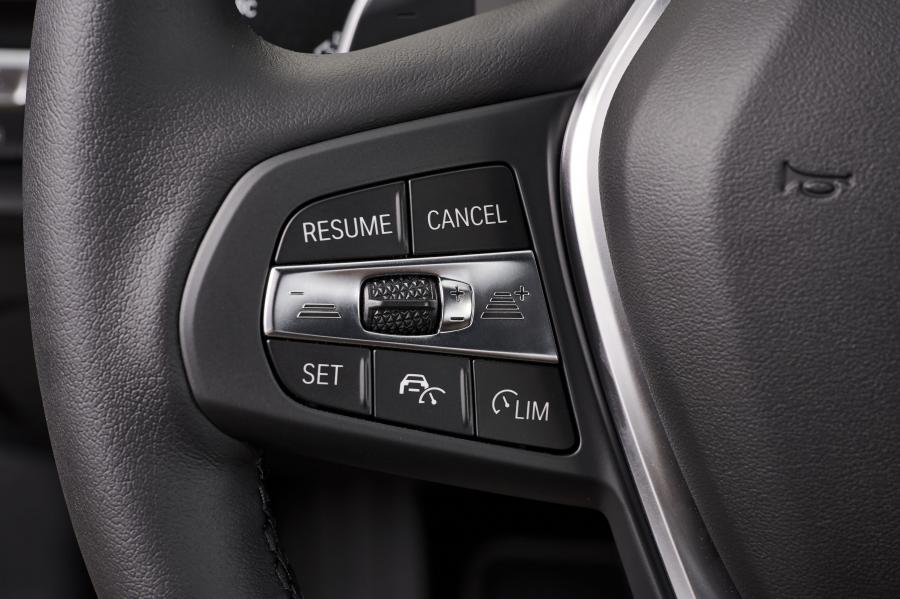 Детали интерьера BMW 118d Sportline (F40) 2019 года  (WW) (фото 52 из 89)